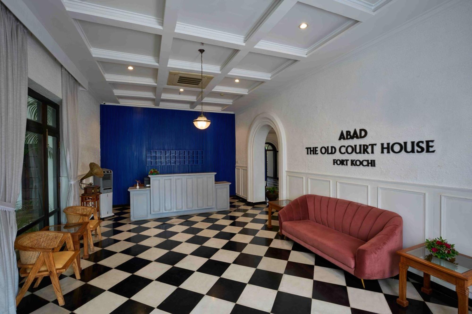 The Old Court House By Abad Hotel Fort Kochi Exterior foto